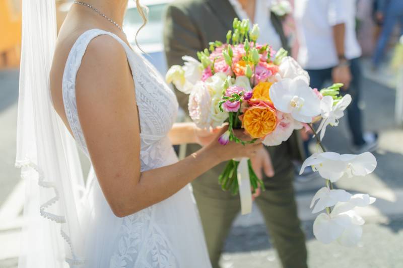 Adoptez la tendance du maquillage naturel avec nos conseils pour une mariée éblouissante.