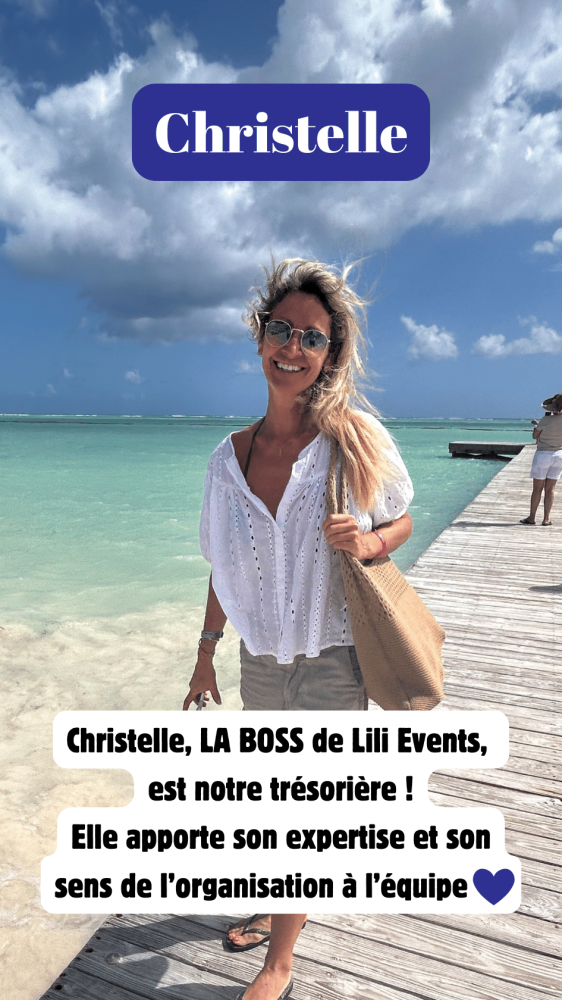Copie de Copie de Marron Beige Moderne Présentation influenceuse Story Instagram (Votre story) (3)